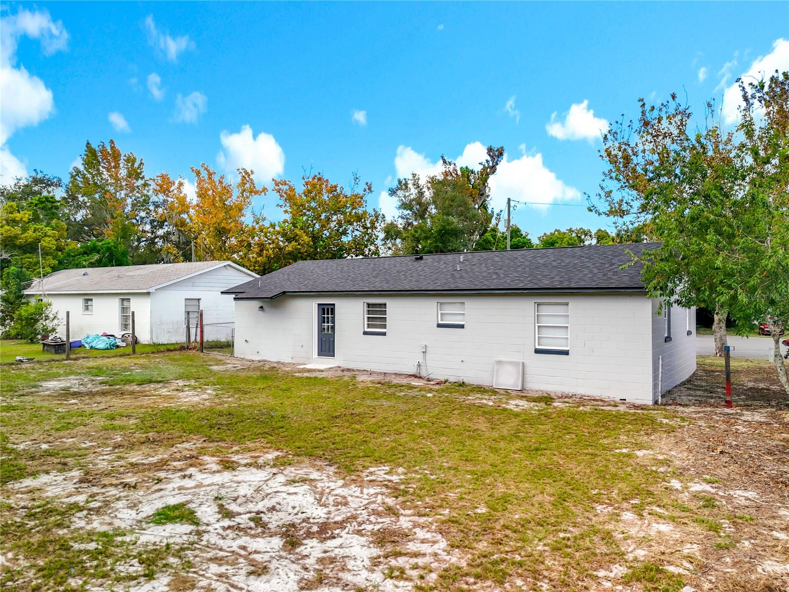 TAVARES 03 PINES REP LT 01 - Residential