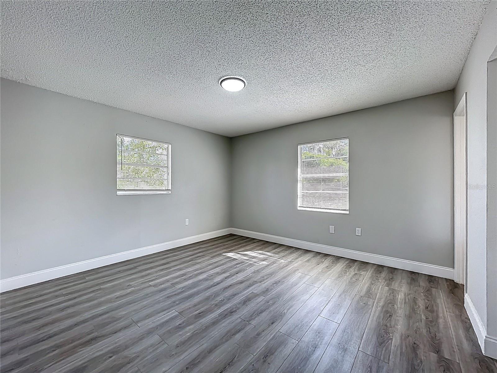 TAVARES 03 PINES REP LT 01 - Residential