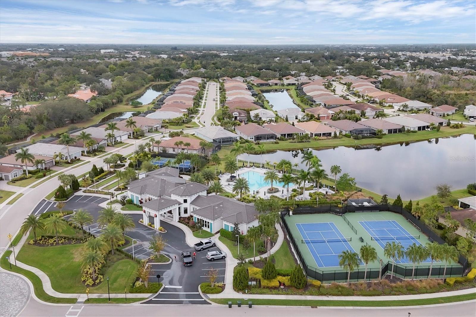 SUNRISE PRESERVE - Residential