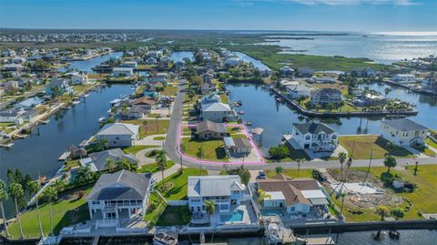 A home in HERNANDO BEACH