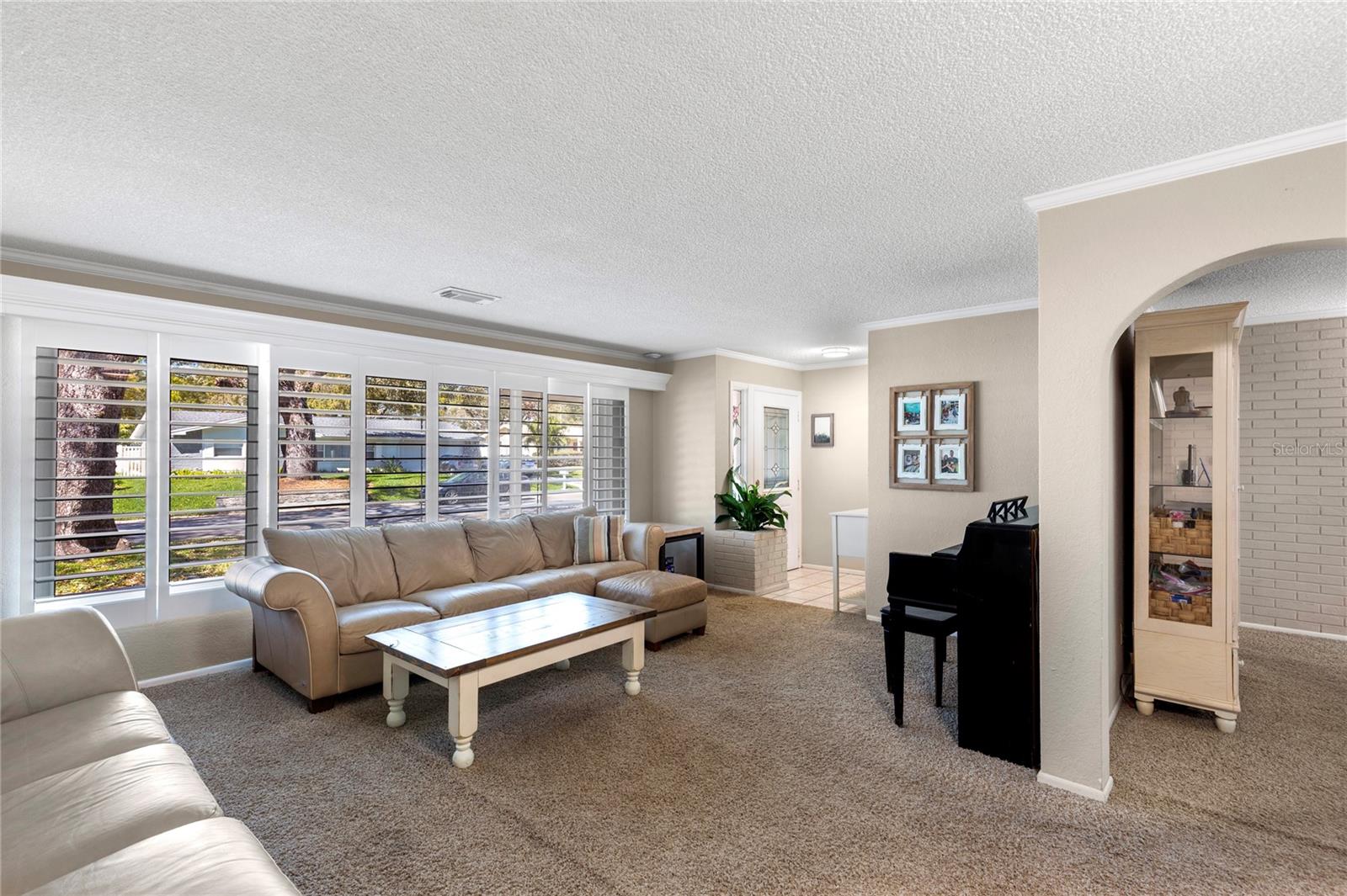 1353 WILLIAMS DRIVE