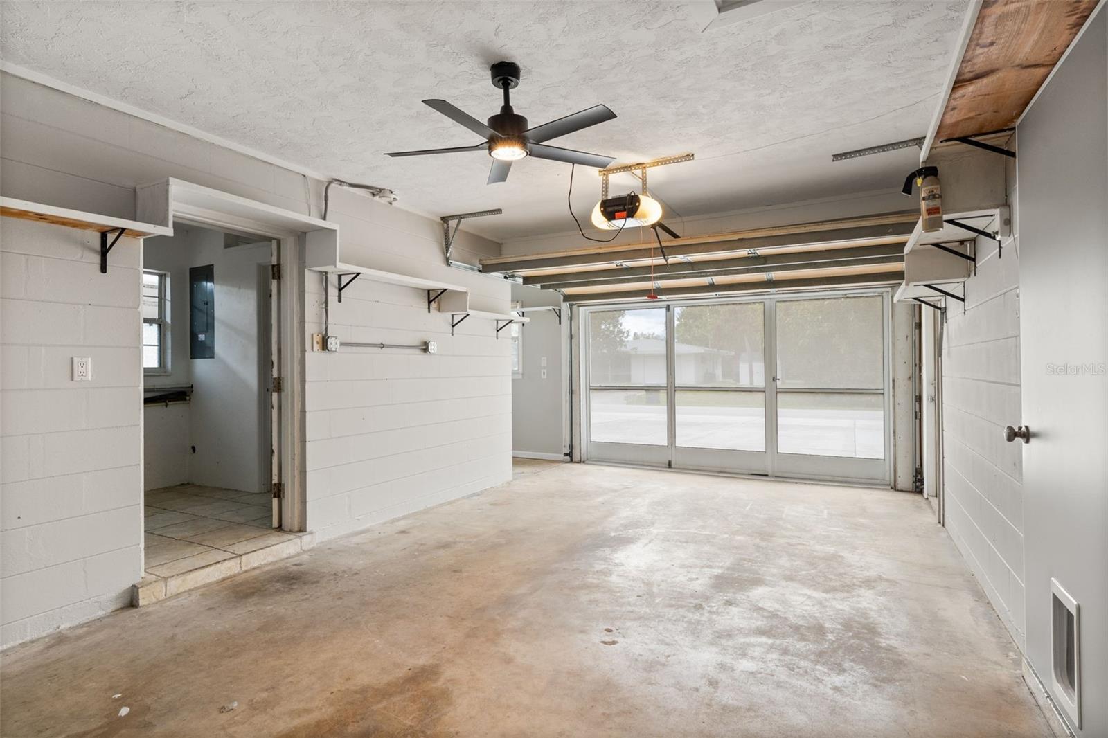 GOLDEN ACRES 1ST ADD - Residential