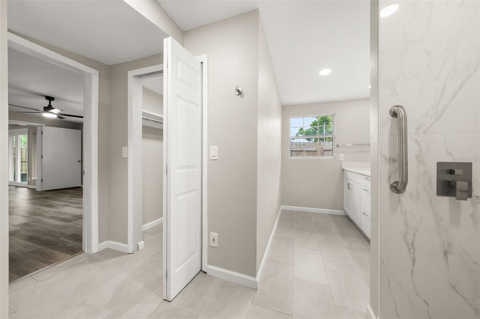 GOLDEN ACRES 1ST ADD - Residential