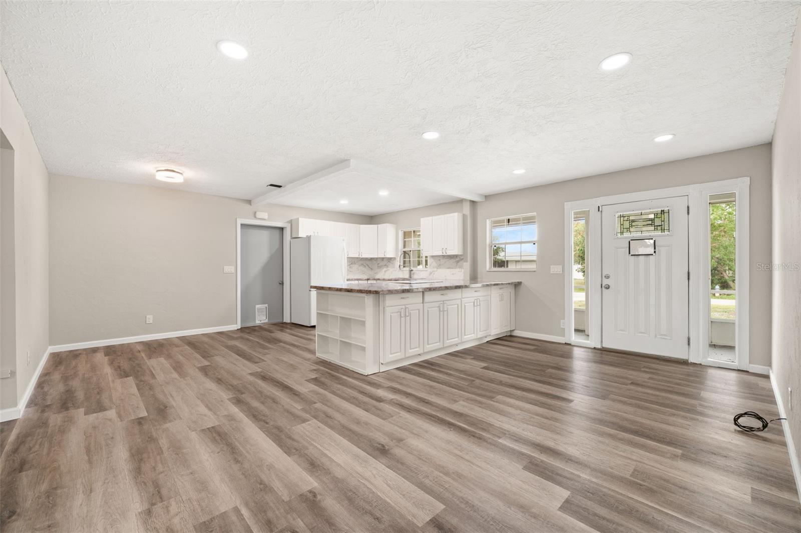 GOLDEN ACRES 1ST ADD - Residential