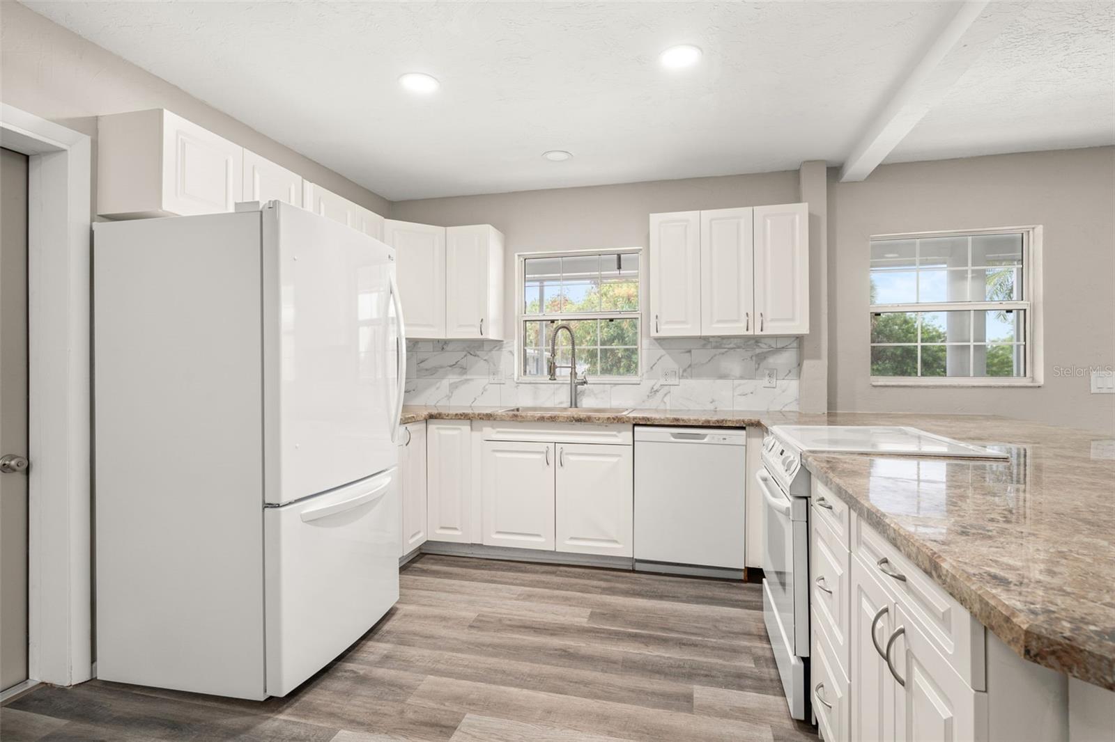 GOLDEN ACRES 1ST ADD - Residential