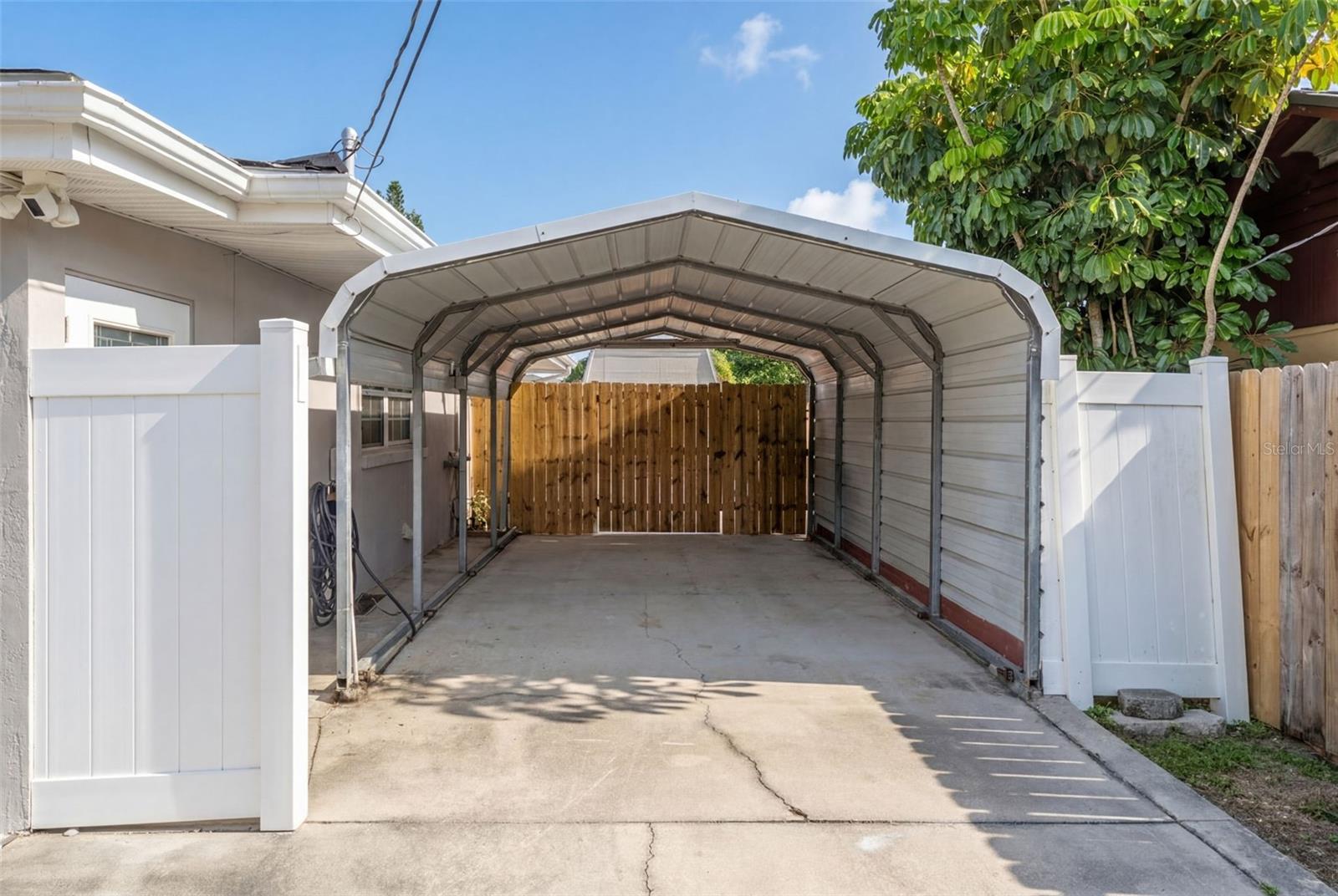 GOLDEN ACRES 1ST ADD - Residential