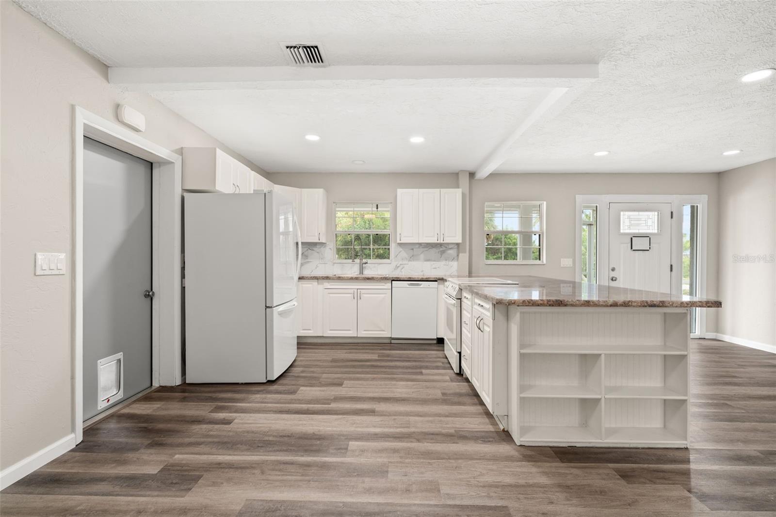 GOLDEN ACRES 1ST ADD - Residential