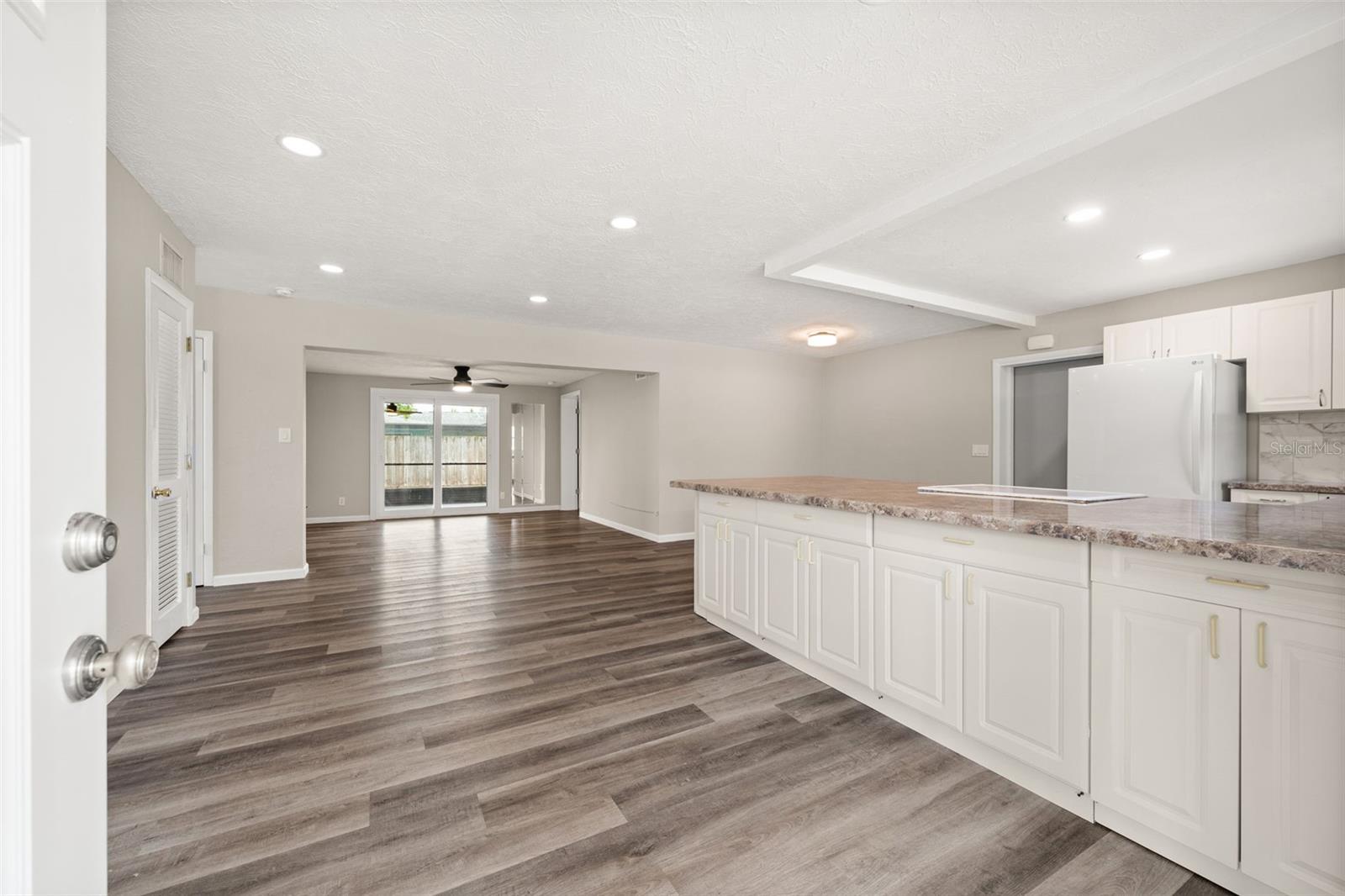 GOLDEN ACRES 1ST ADD - Residential