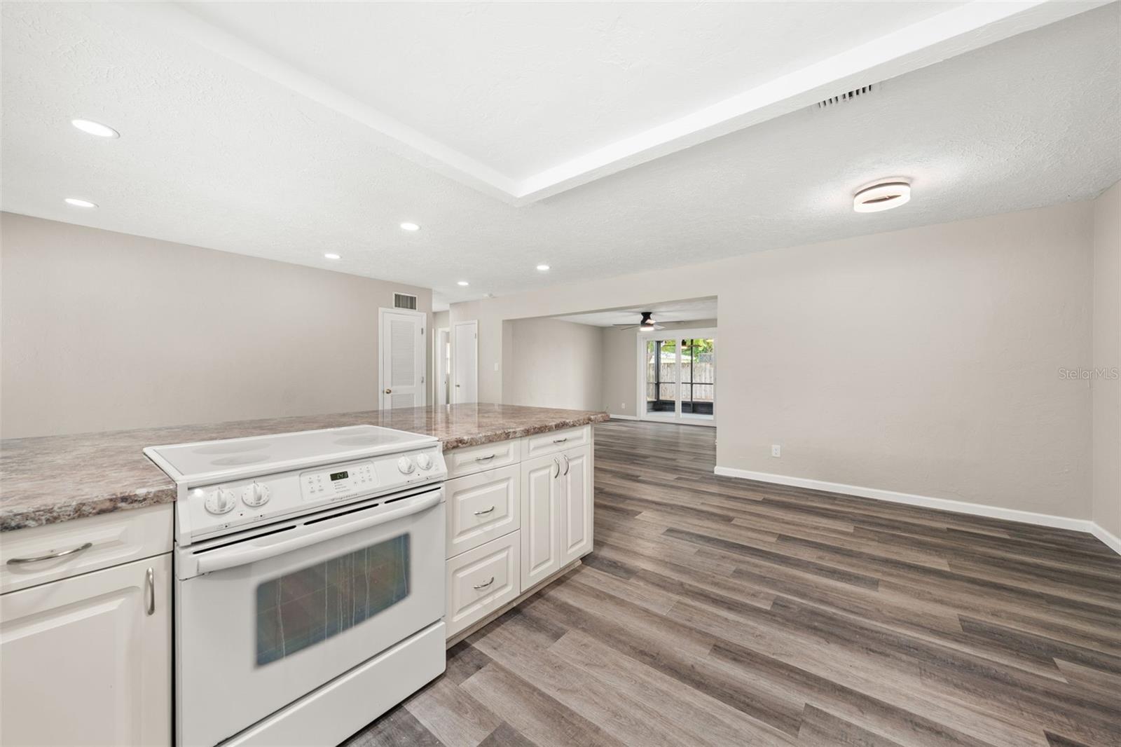 GOLDEN ACRES 1ST ADD - Residential