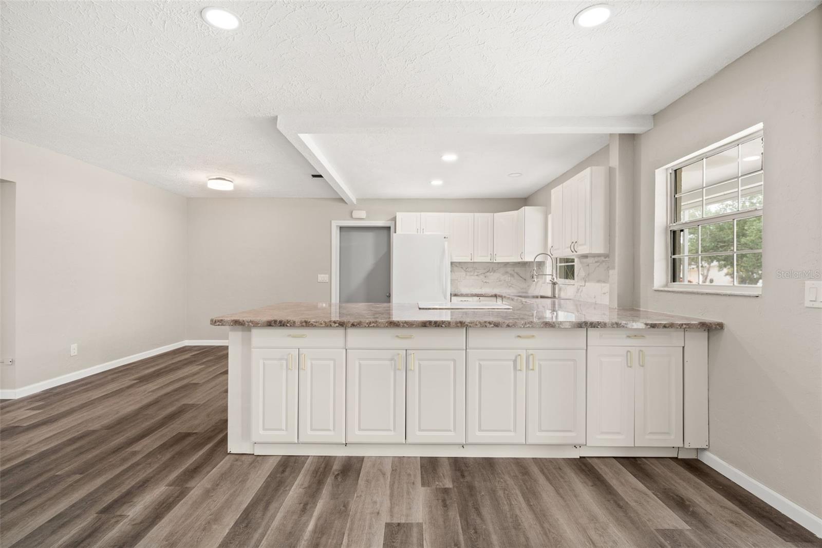 GOLDEN ACRES 1ST ADD - Residential