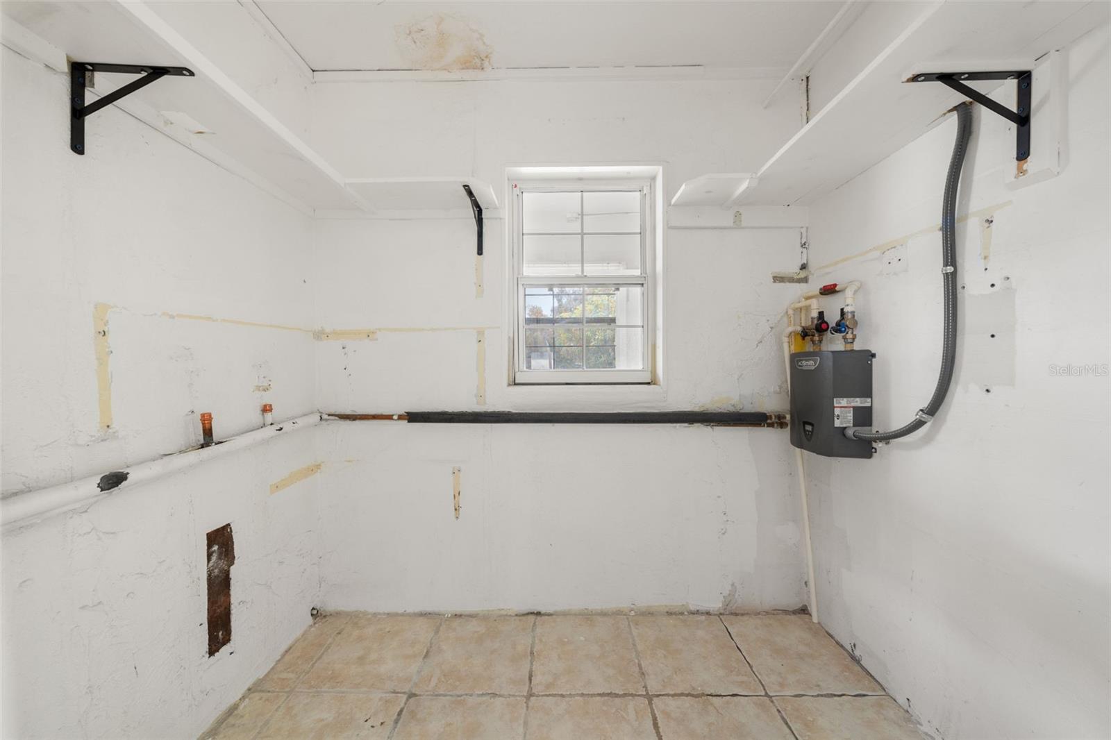 GOLDEN ACRES 1ST ADD - Residential