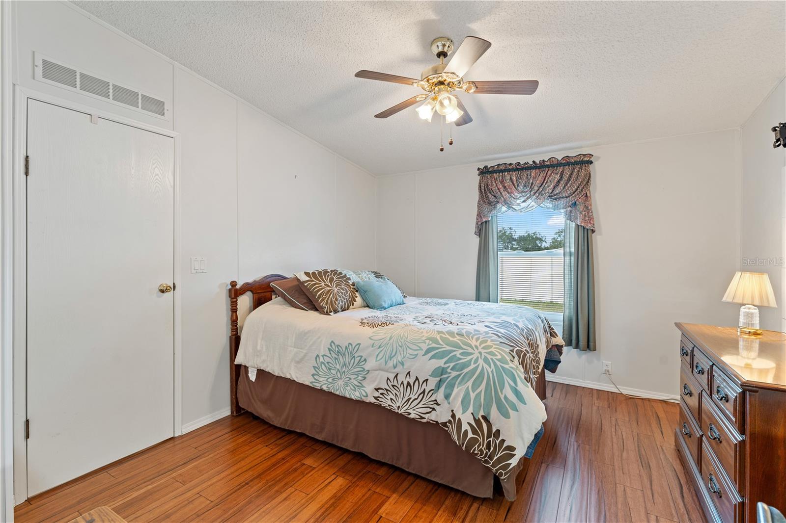 ZEPHYR RIDGE - Residential