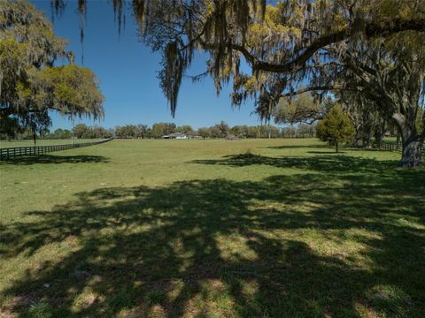 Tiny photo for 15157 NW 112th Place Road, Morriston, FL 32668 (MLS # OM720512)