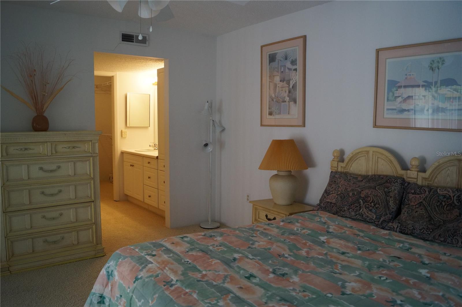 BOULEVARD CLUB THE CONDO - Residential