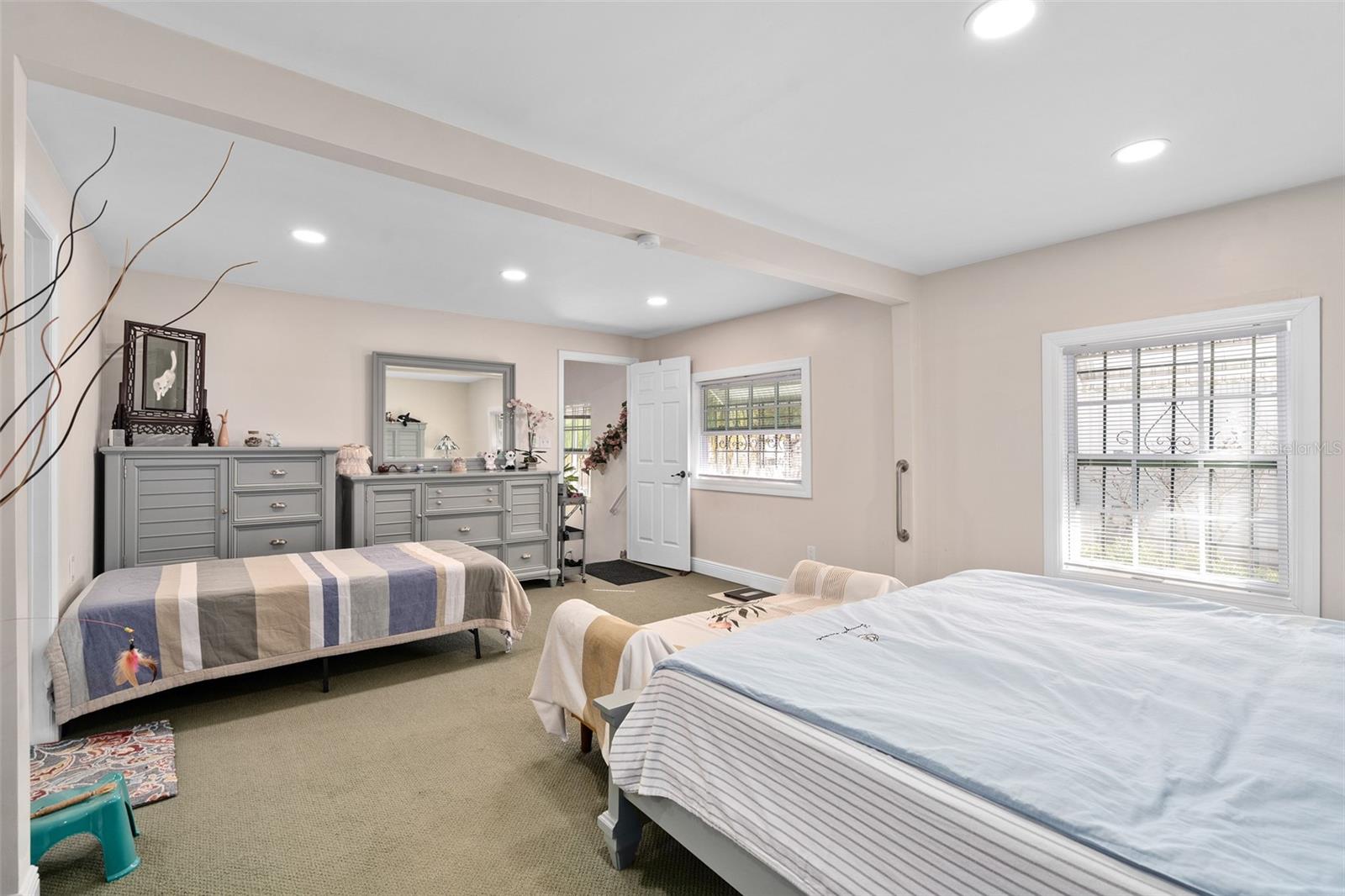 HUGHEY HEIGHTS - Residential