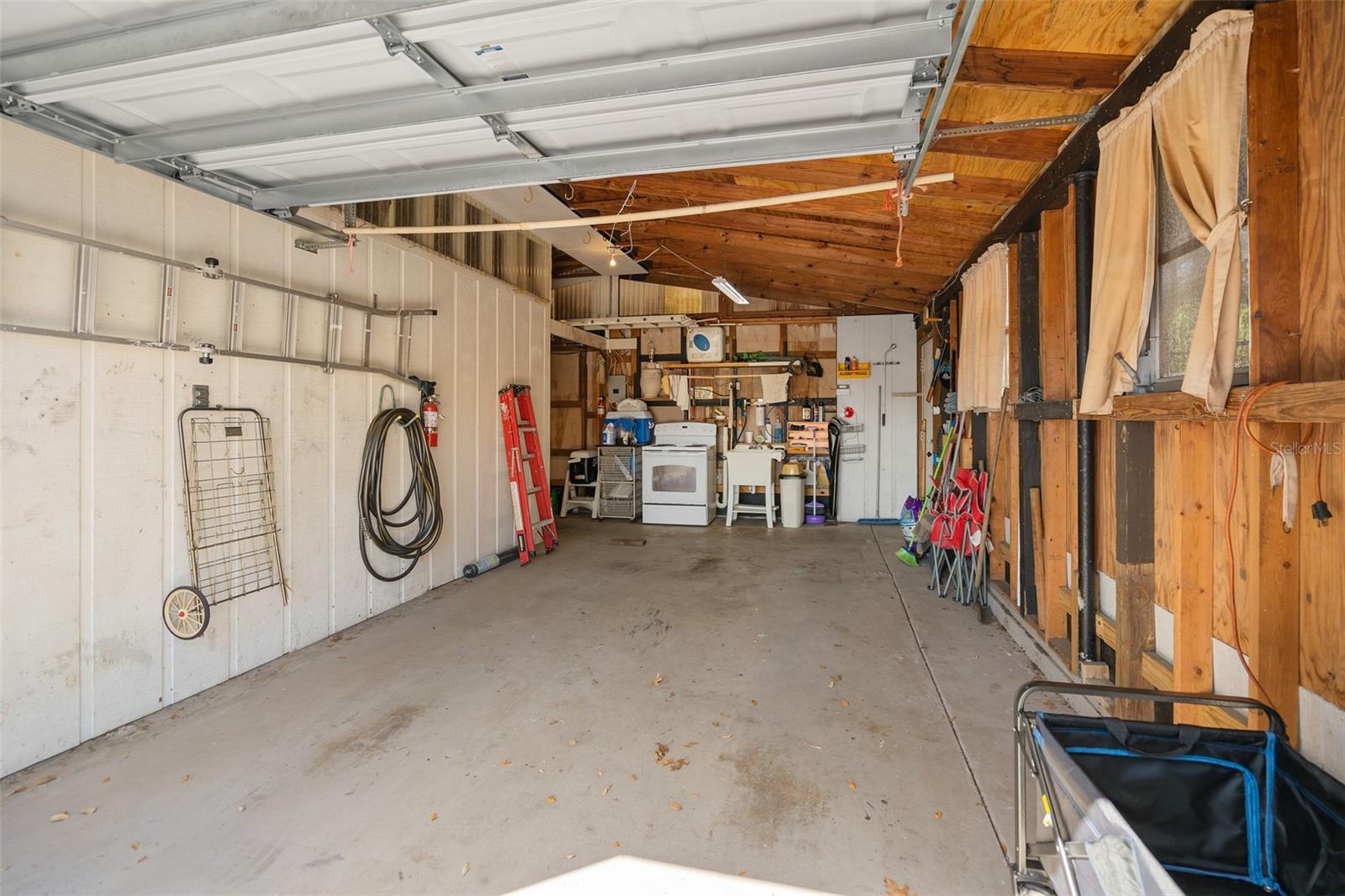 HUGHEY HEIGHTS - Residential