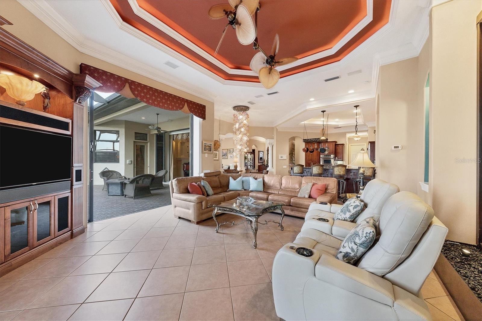 LAKEWOOD RANCH COUNTRY CLUB - Residential