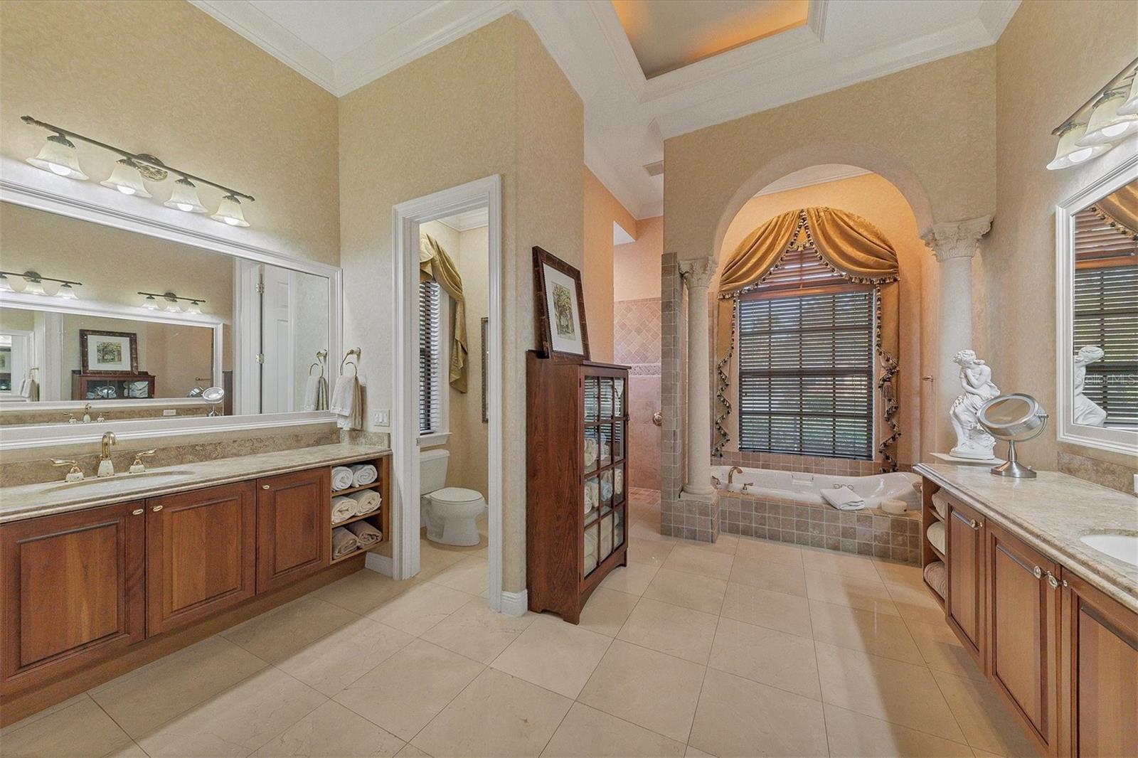 LAKEWOOD RANCH COUNTRY CLUB - Residential