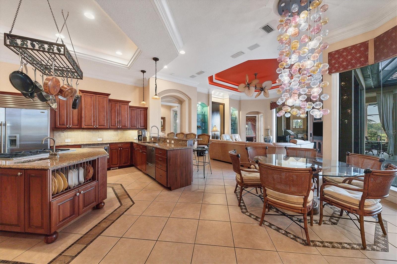 LAKEWOOD RANCH COUNTRY CLUB - Residential