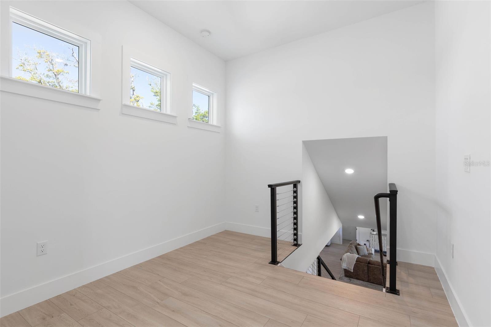 SEASIDE LANDINGS - Residential