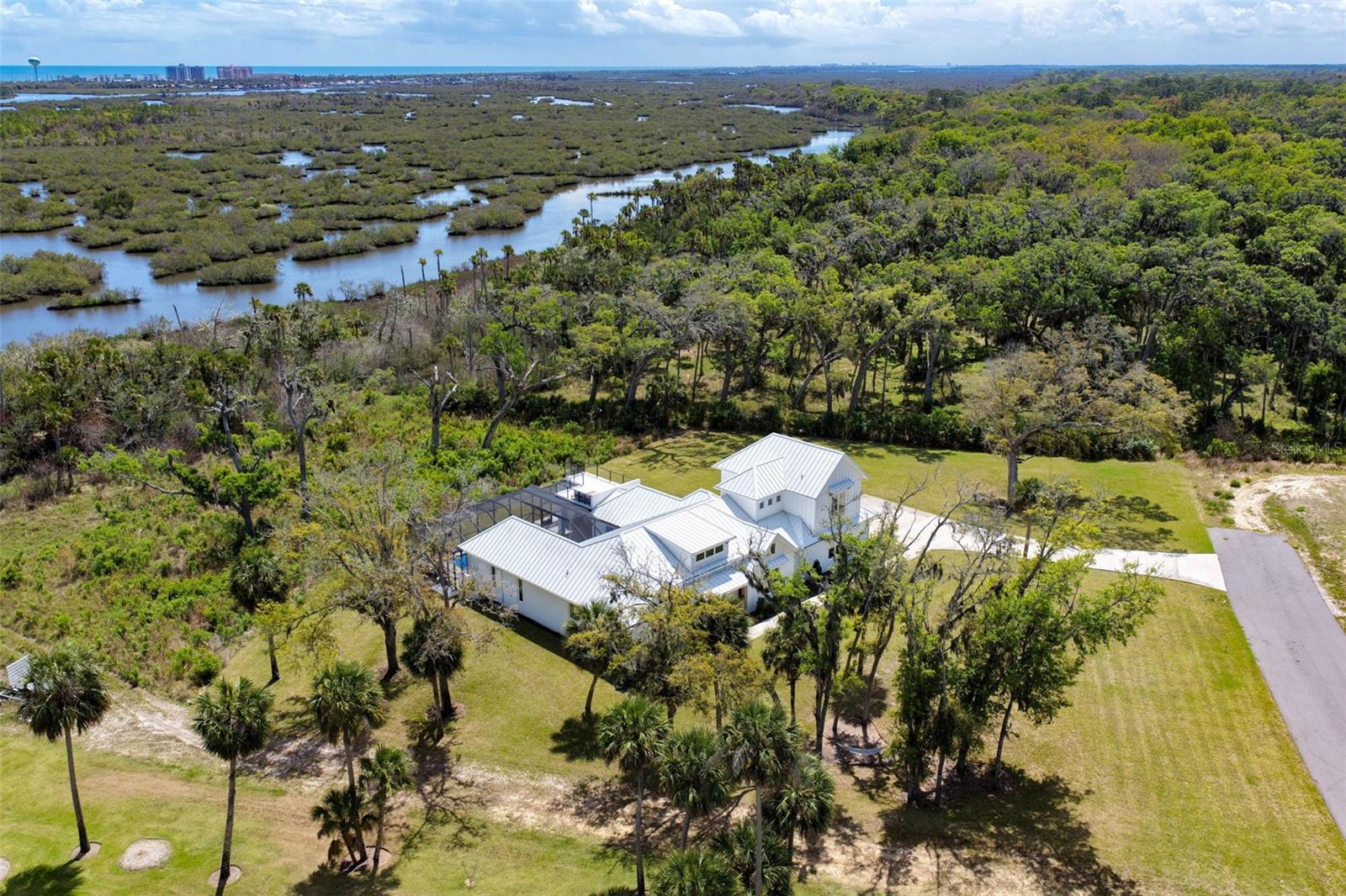 SEASIDE LANDINGS - Residential