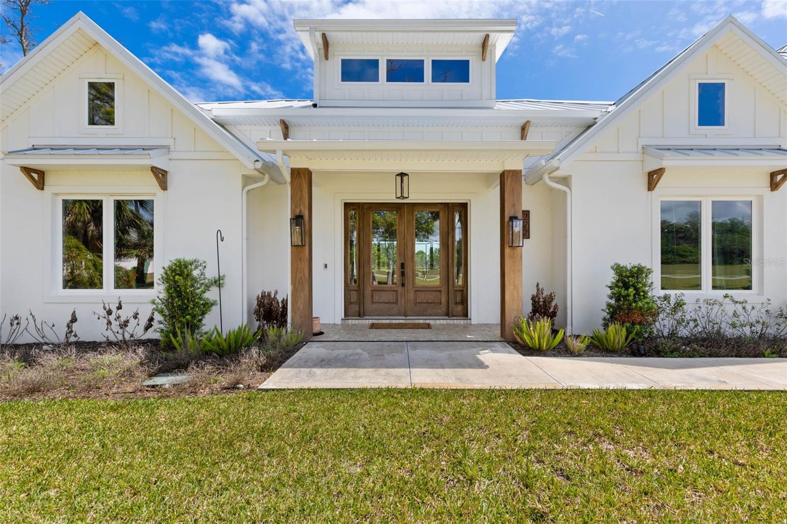 SEASIDE LANDINGS - Residential