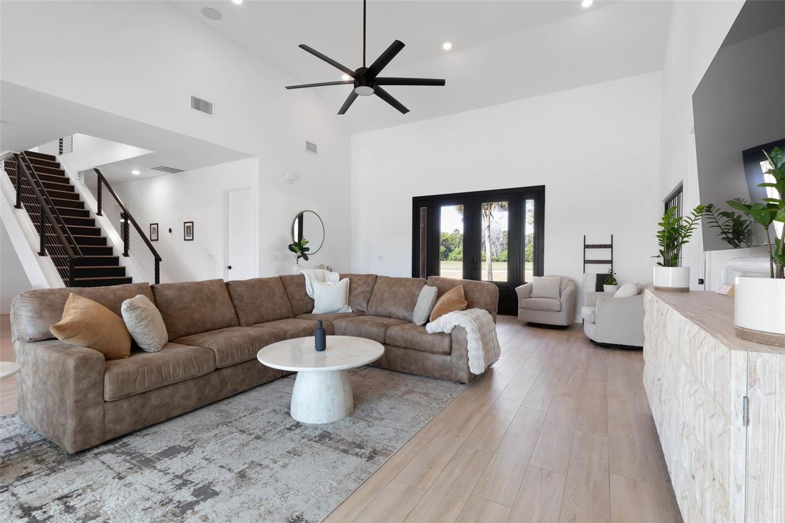 SEASIDE LANDINGS - Residential