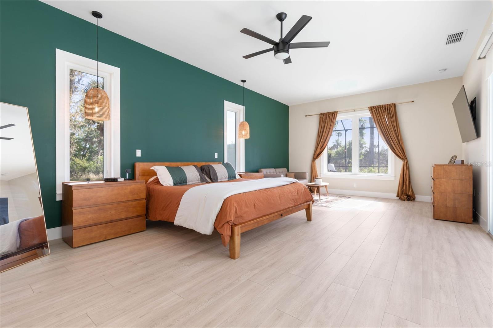 SEASIDE LANDINGS - Residential