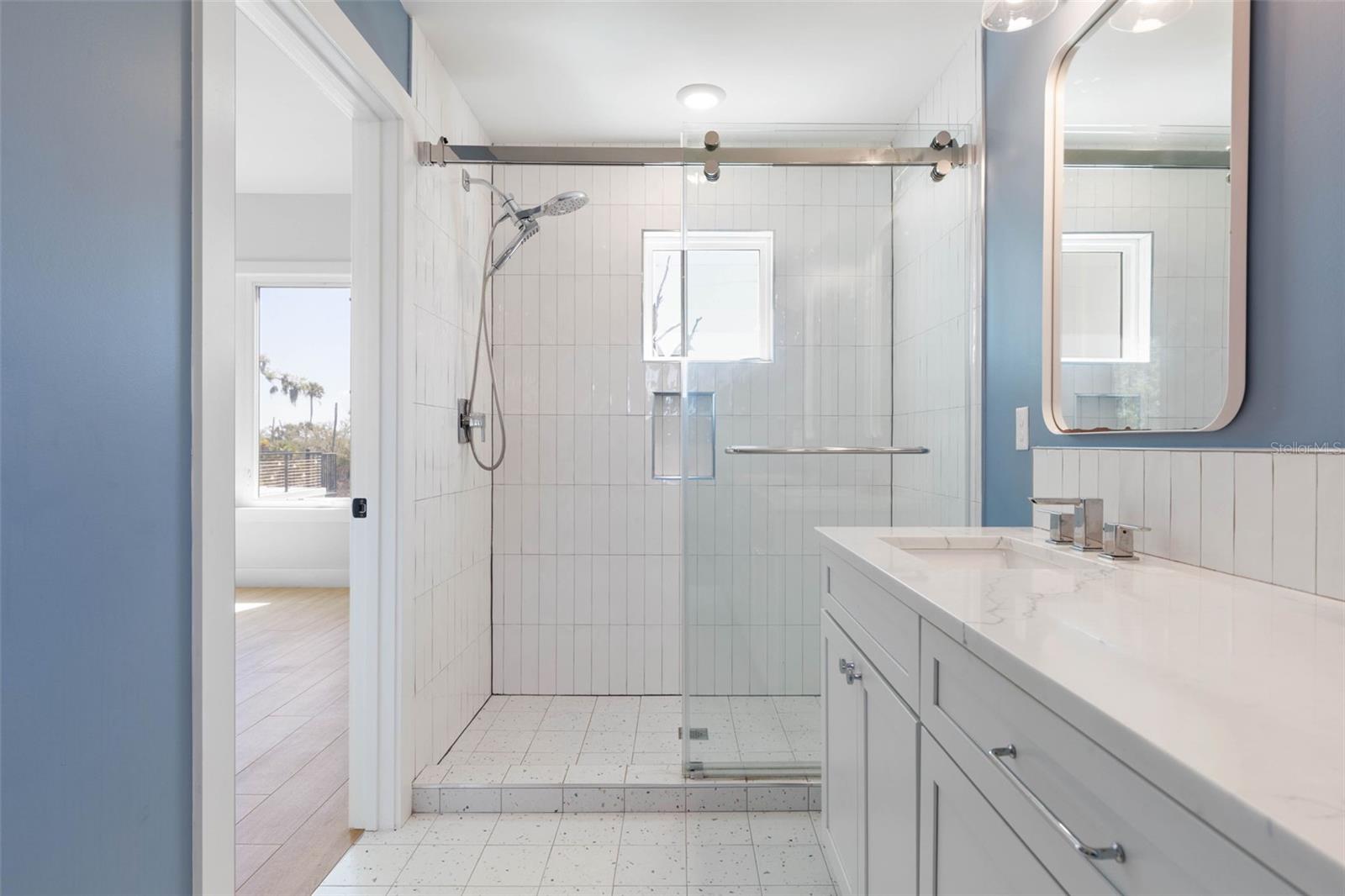 SEASIDE LANDINGS - Residential