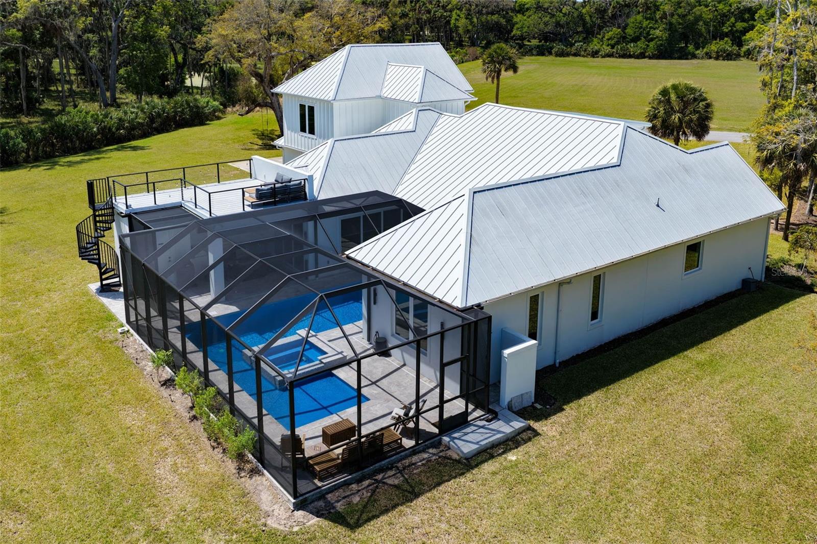 SEASIDE LANDINGS - Residential