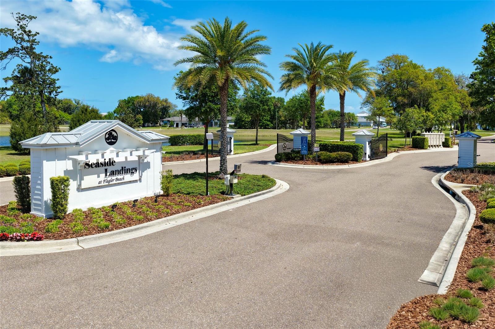 SEASIDE LANDINGS - Residential