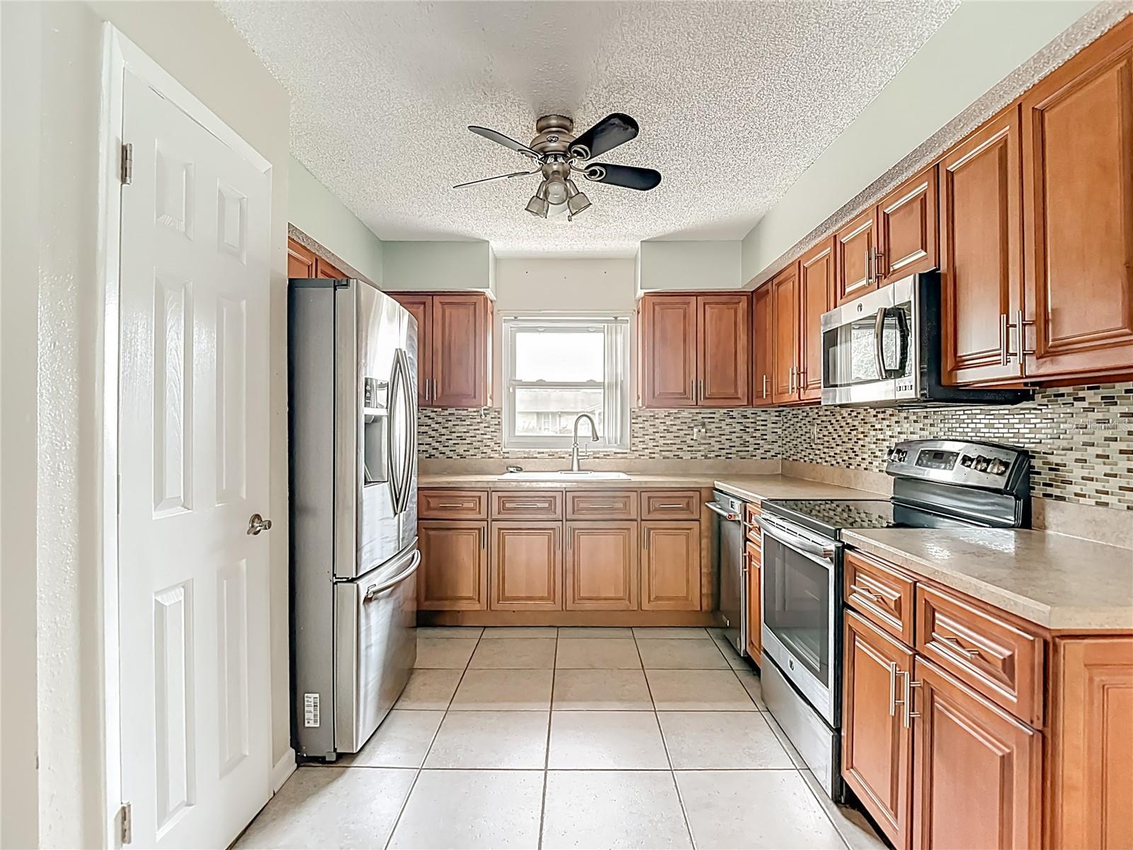 SEVEN SPGS HOMES - Residential