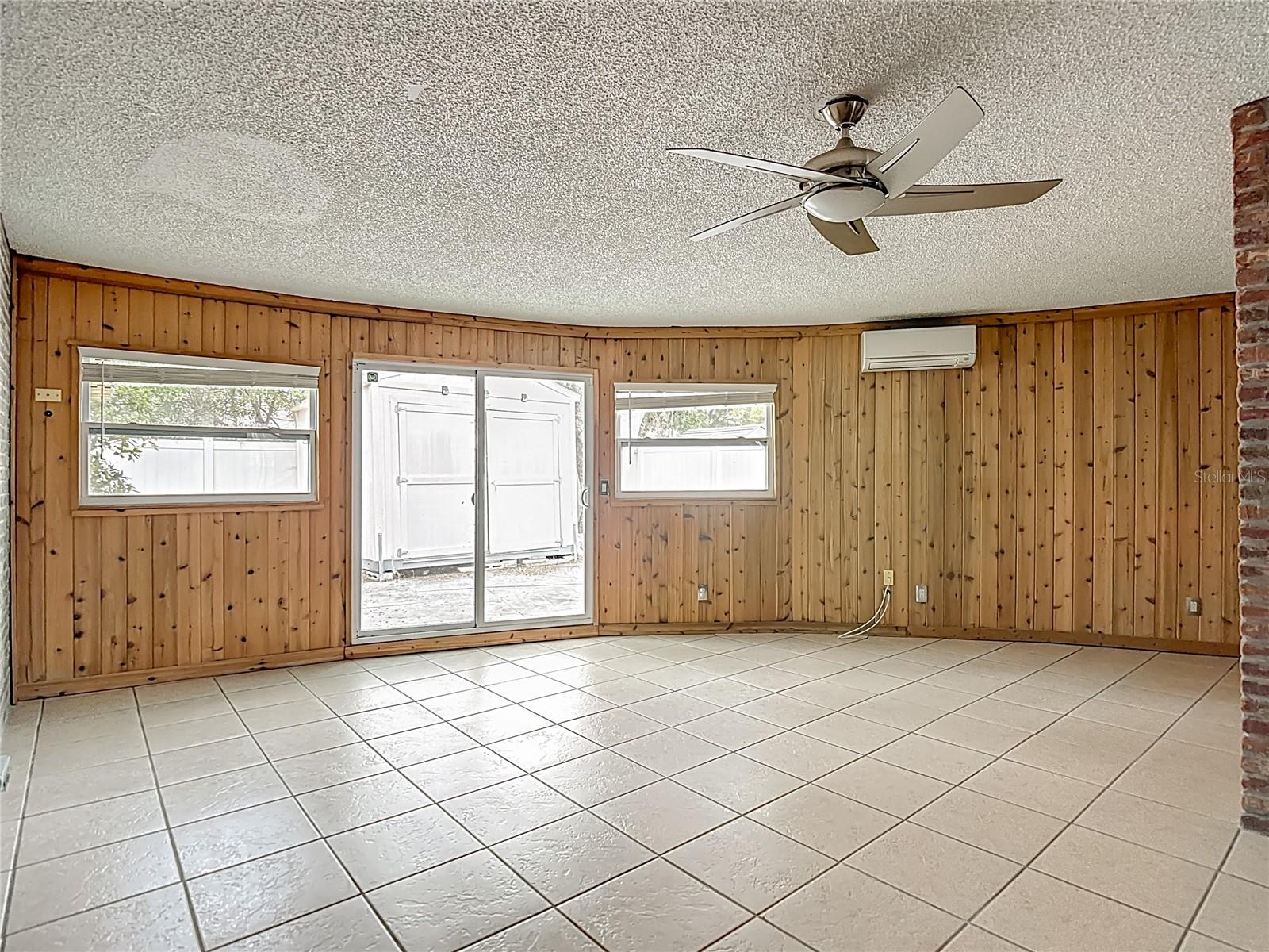 SEVEN SPGS HOMES - Residential