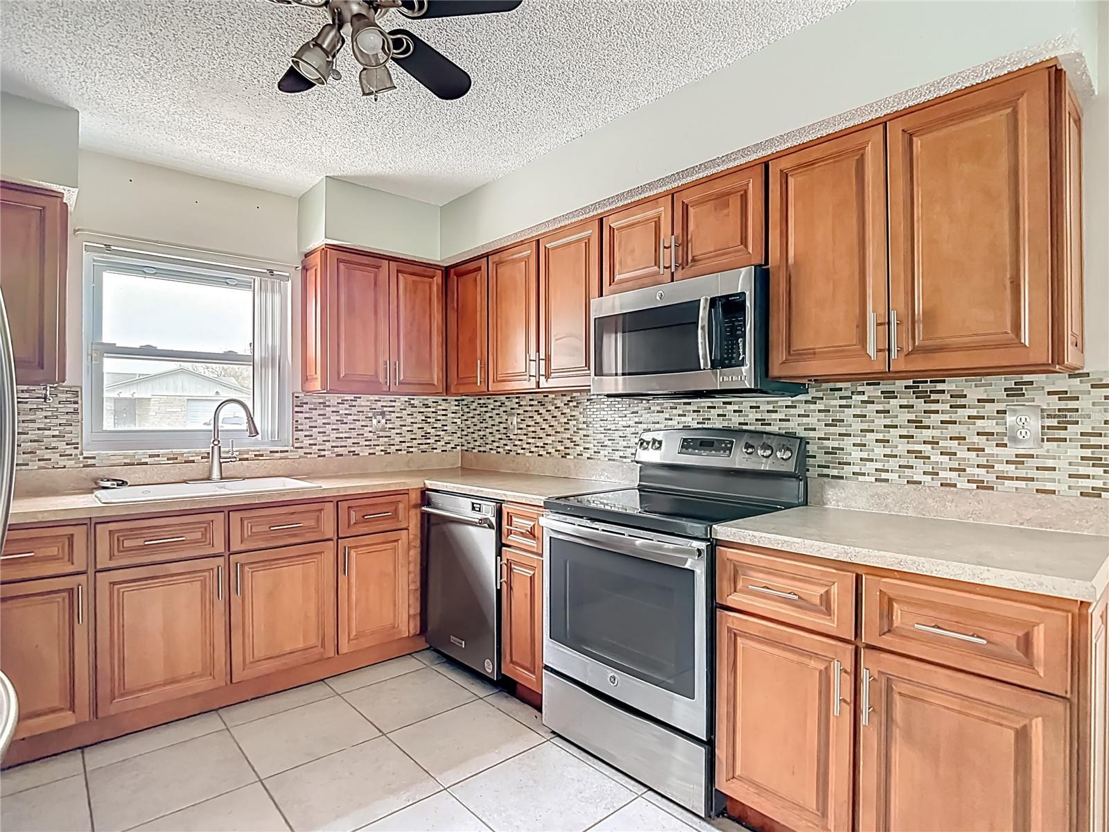 SEVEN SPGS HOMES - Residential