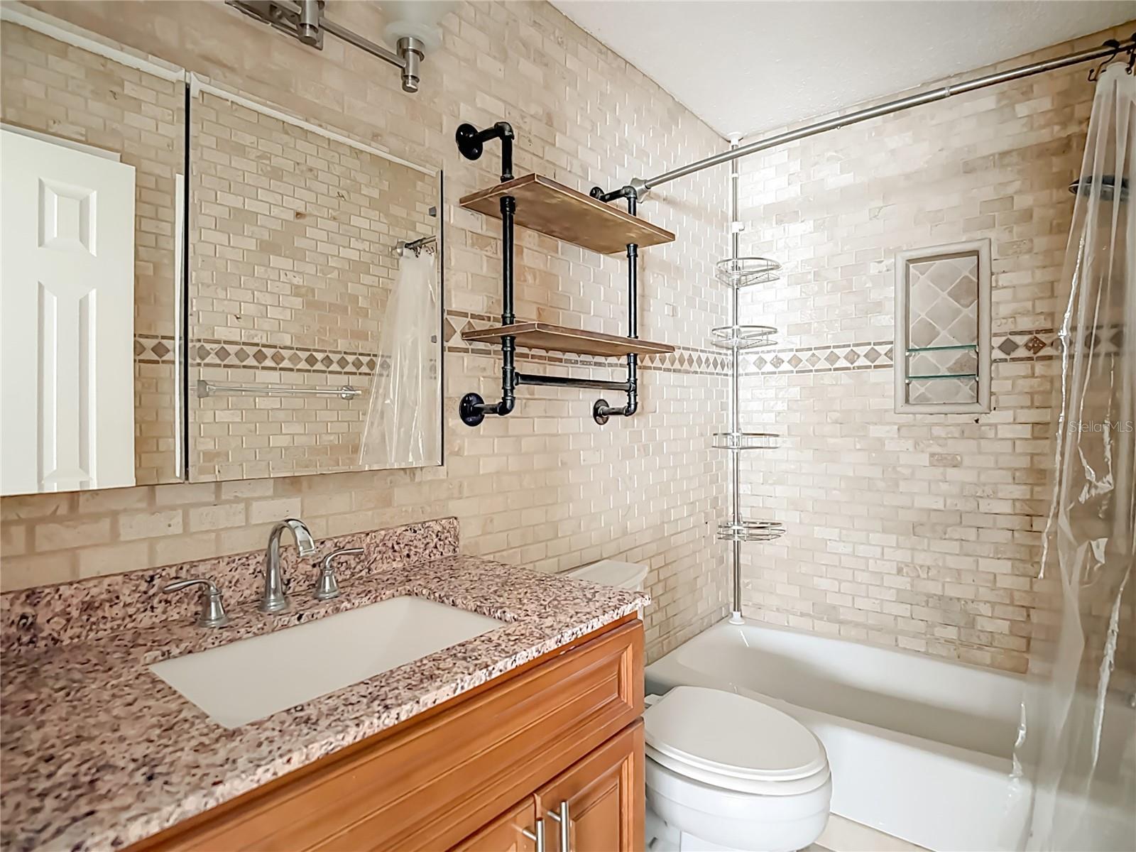 SEVEN SPGS HOMES - Residential