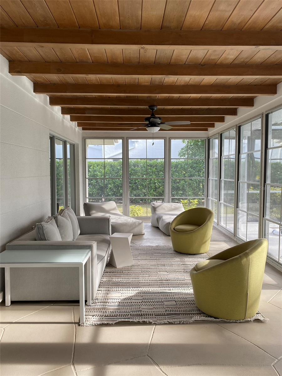 SIESTA ISLES - Residential