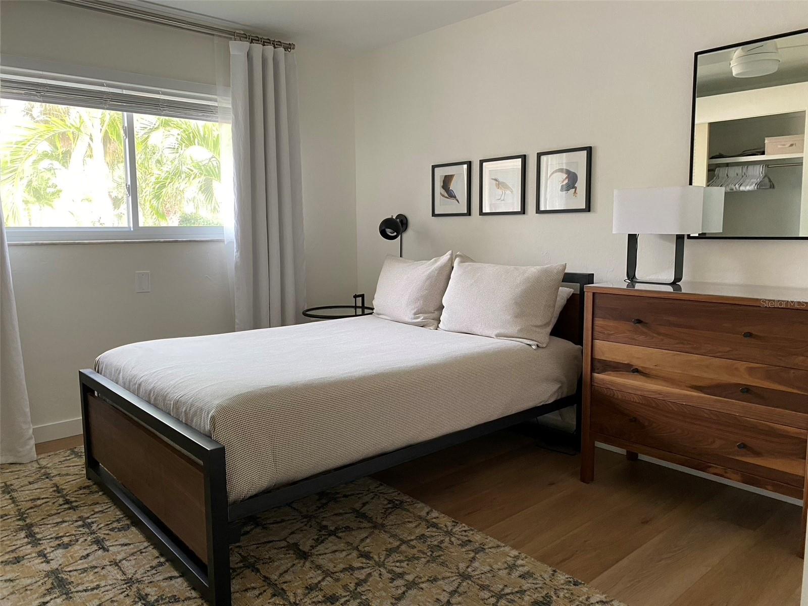 SIESTA ISLES - Residential