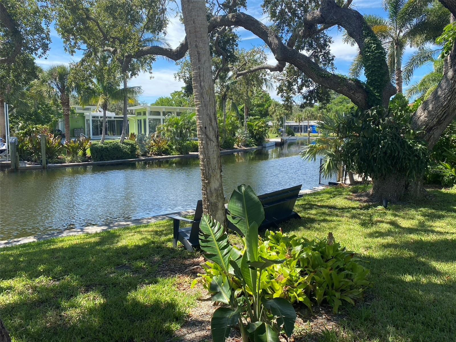 SIESTA ISLES - Residential