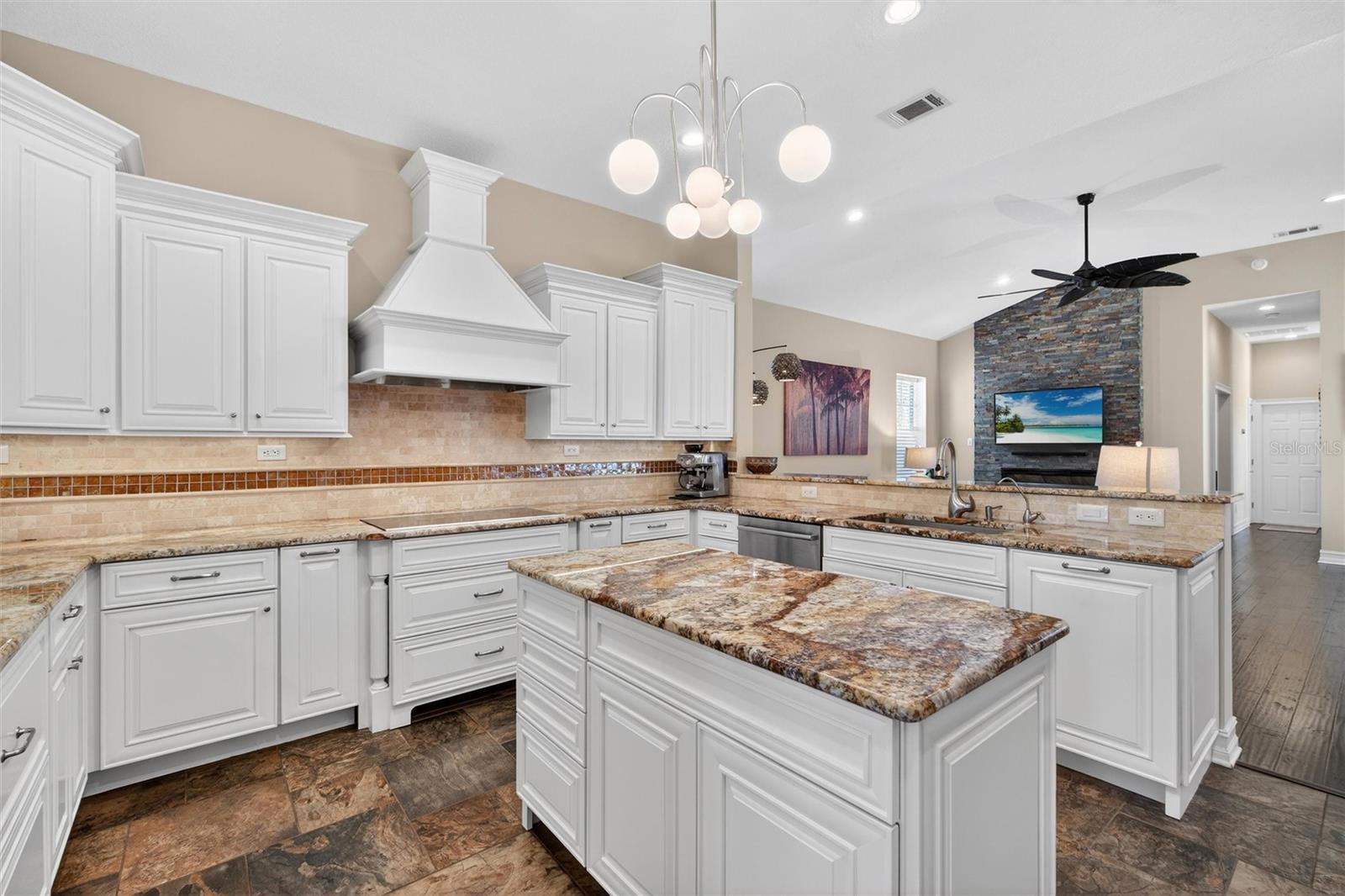 CELEBRATION NORTH VLG UNIT 3 - Residential