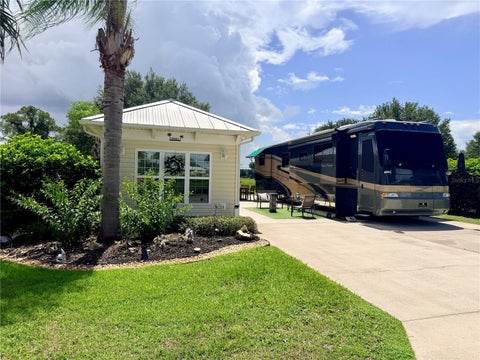 Tiny photo for 9581 SE 49th Terrace, Webster, FL 33597 (MLS # G5118470)