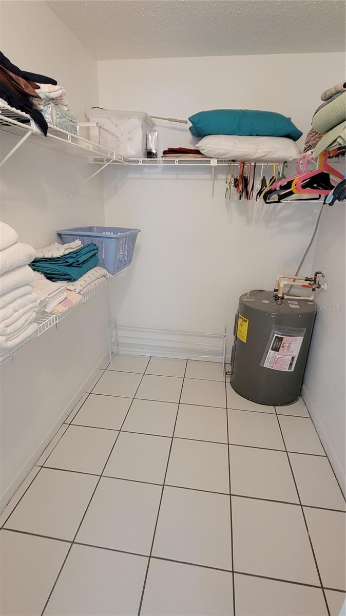 SABAL PALM GARDENS PH I - Residential Lease