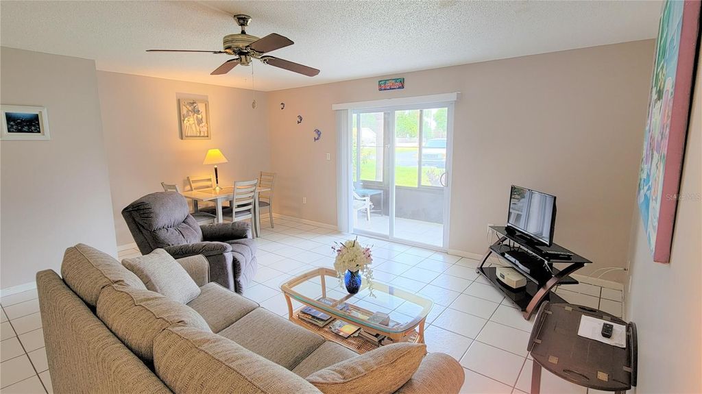 Photo of 2727 75th St W #7A2, Bradenton, FL 34209 (MLS # A4684555)