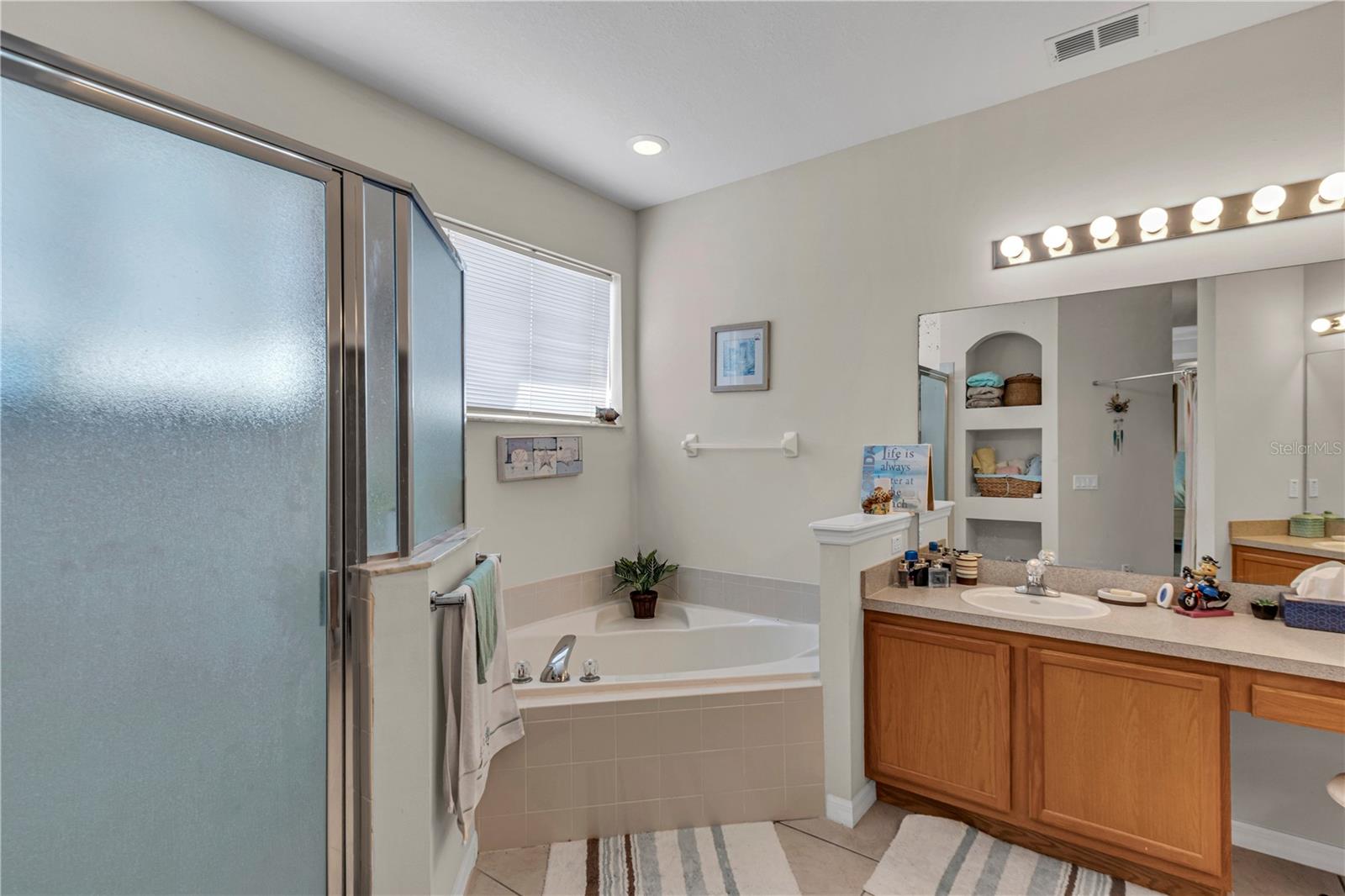 DELTONA LAKES UNIT 11 - Residential