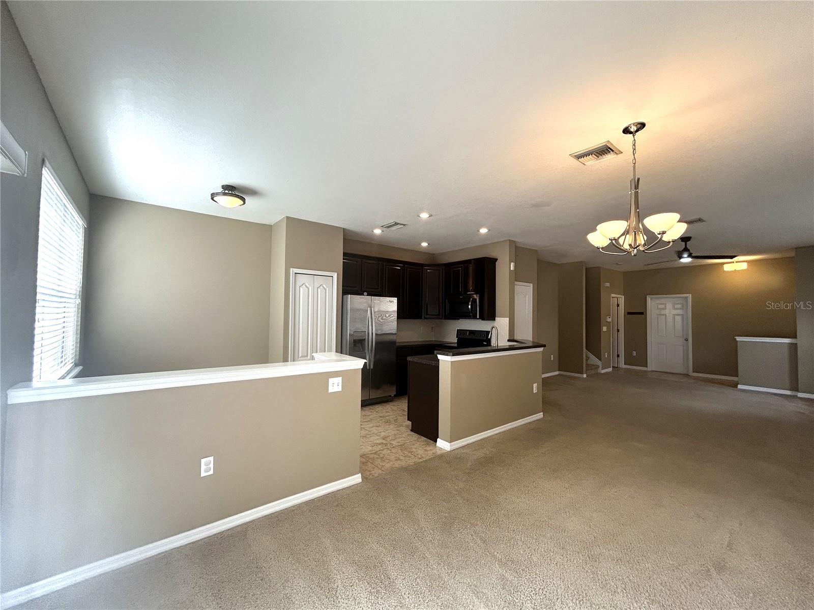 EAGLE PALM PH II - Residential Lease