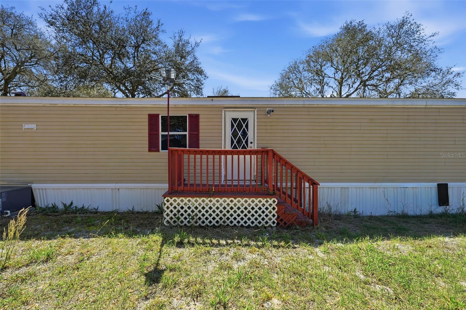 PINE LAKES SOUTH - Residential