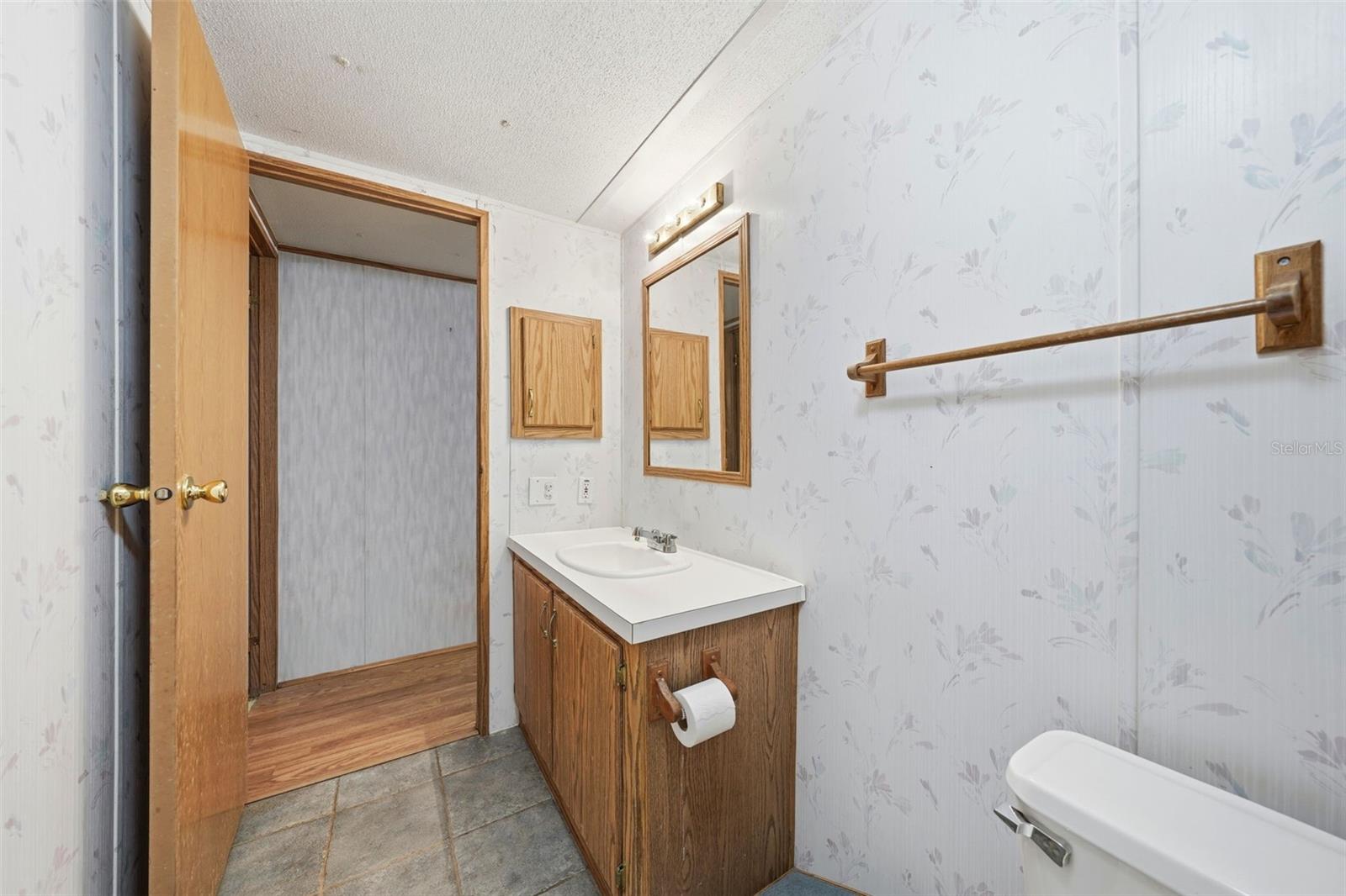 PINE LAKES SOUTH - Residential