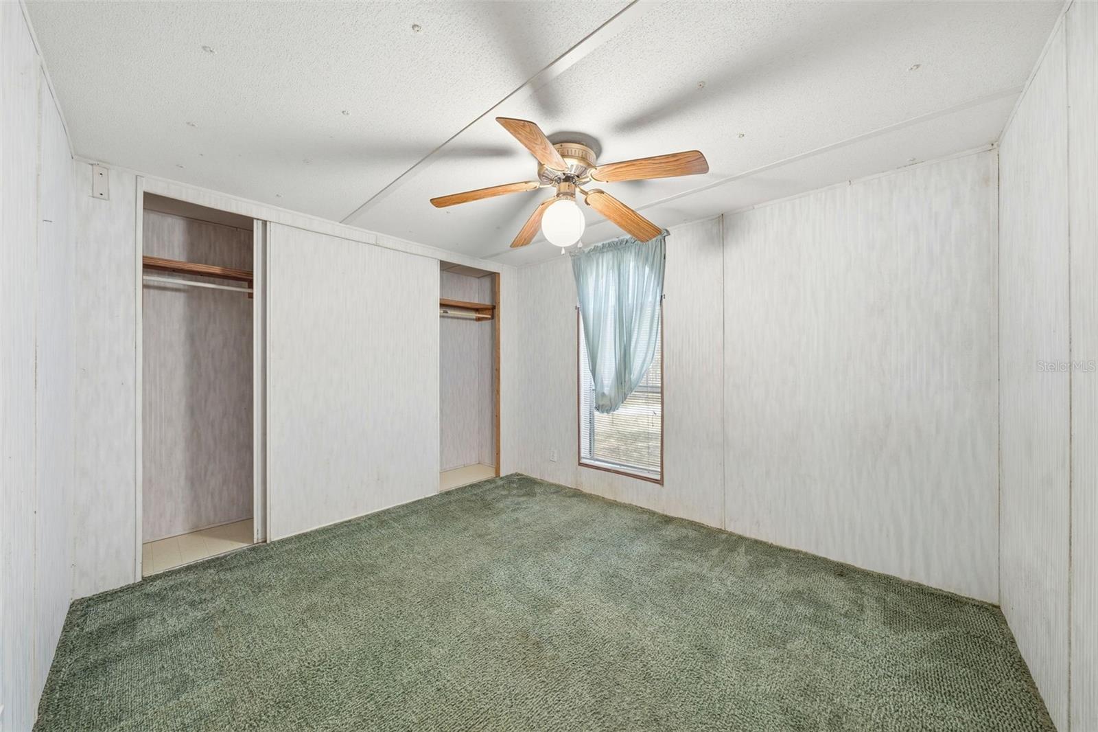 PINE LAKES SOUTH - Residential