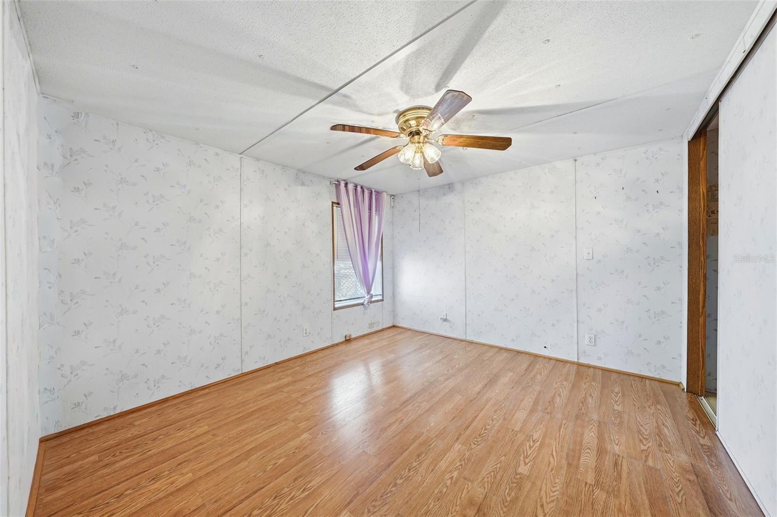 PINE LAKES SOUTH - Residential