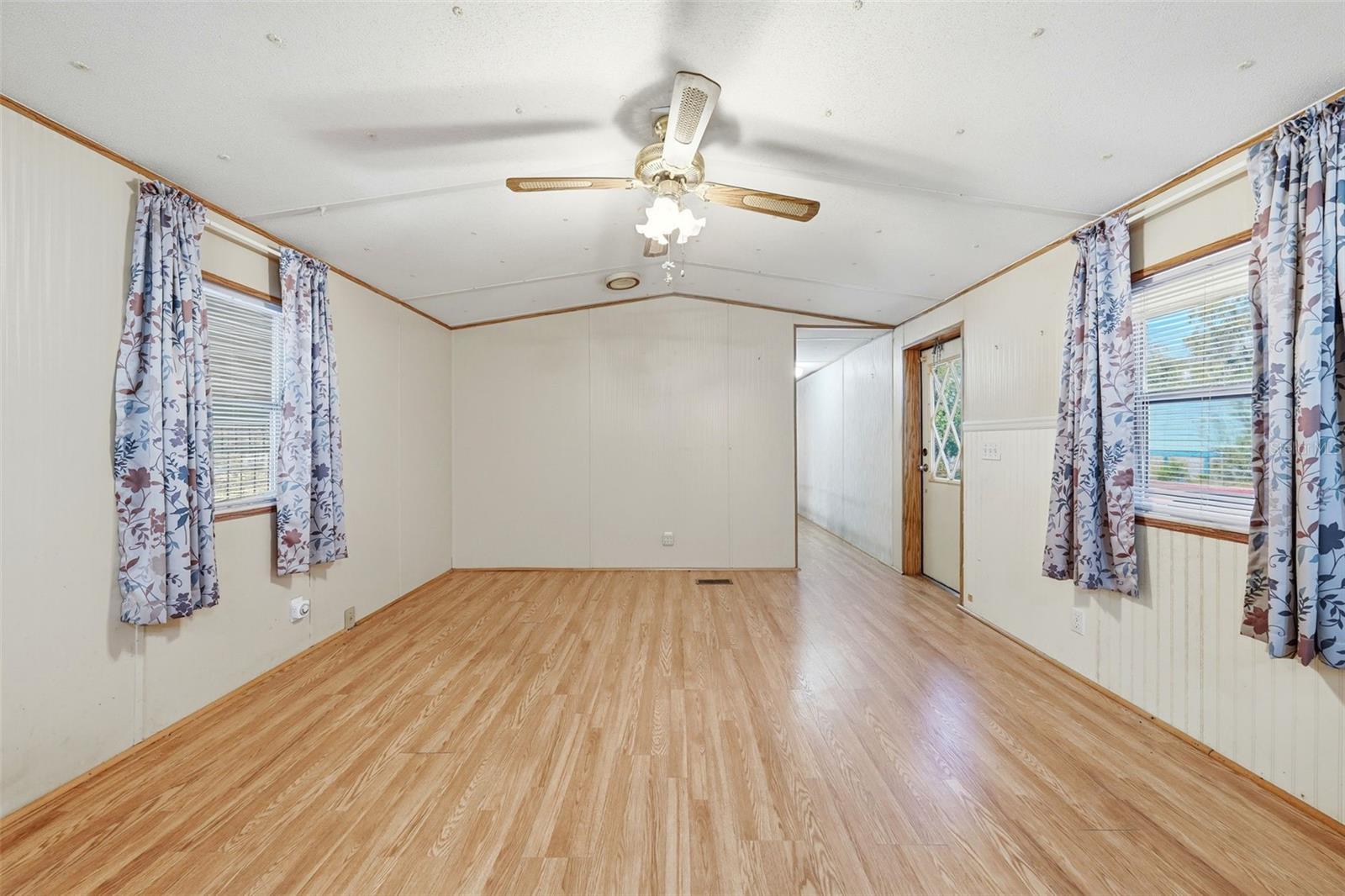 PINE LAKES SOUTH - Residential