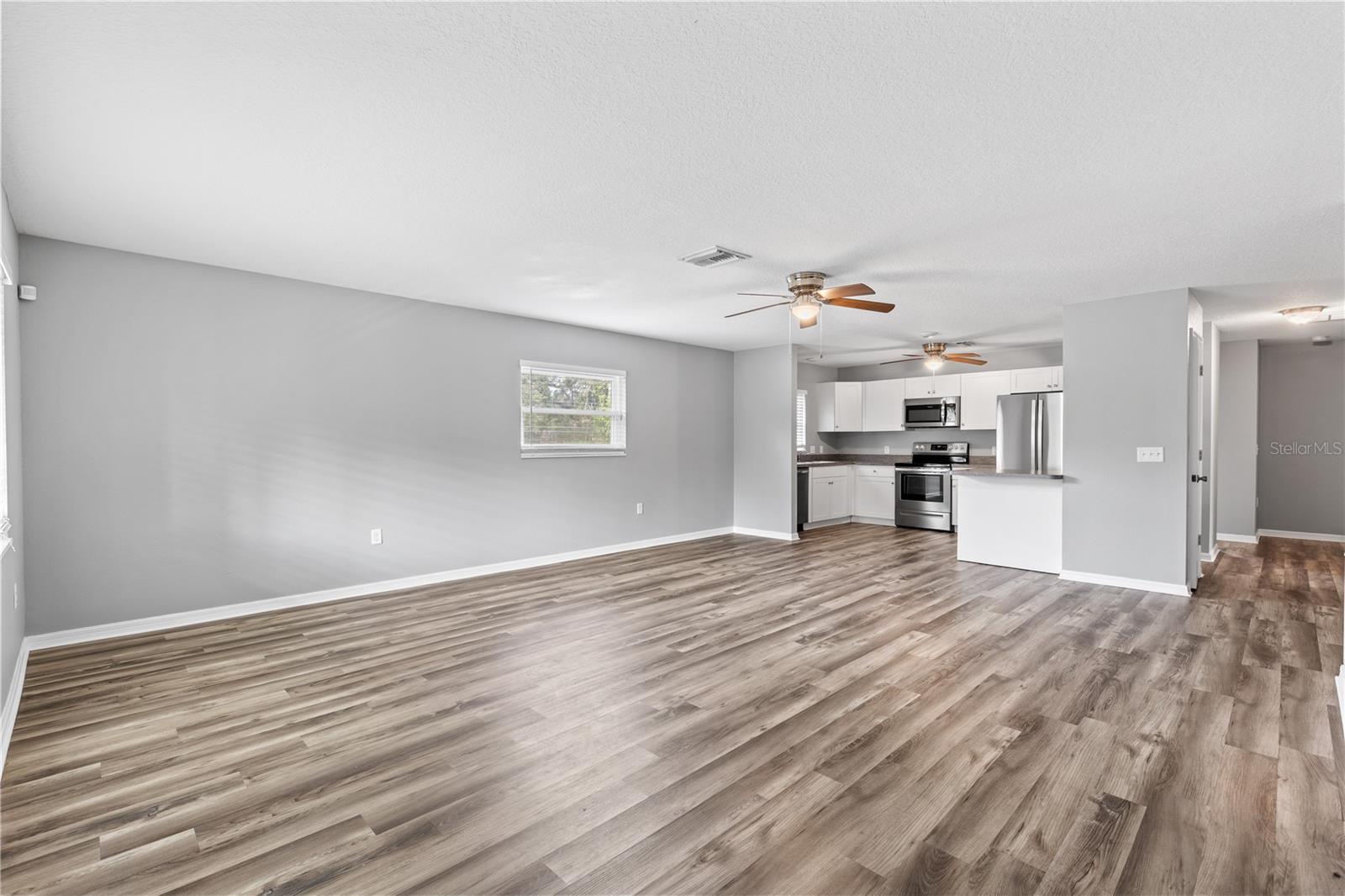 PINECREST - Residential